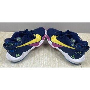 Nike Zoom Freak 2 Giannis Superstitious CT4592-400 Basketball Youth Size 5.5Y